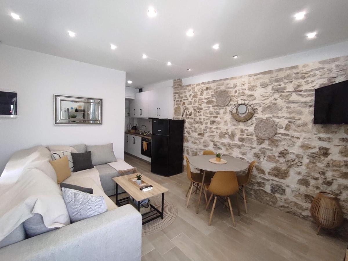 Corfu  Garitsa Apartments מראה חיצוני תמונה